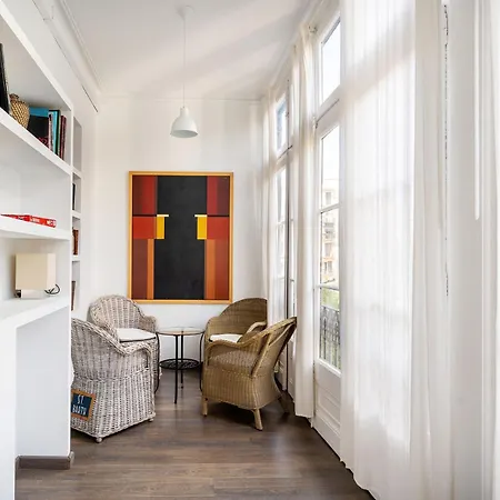 Premium 5 Hab Con Balcon A Gran Via - Grupos Hasta 10 - Passeig Gracia 7min