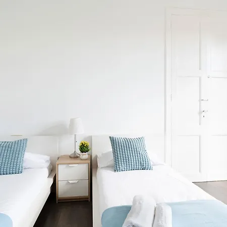 Apartament Premium 5 Hab Con Balcon A Gran Via - Grupos Hasta 10 - Passeig Gracia 7min Barcelona