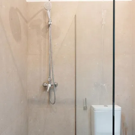 Apartament Premium 5 Hab Con Balcon A Gran Via - Grupos Hasta 10 - Passeig Gracia 7min *